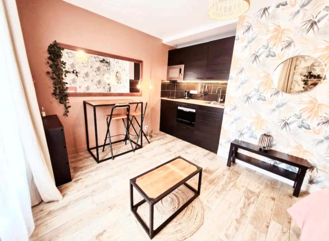 Maison Juliette Clichy Εξωτερικό φωτογραφία